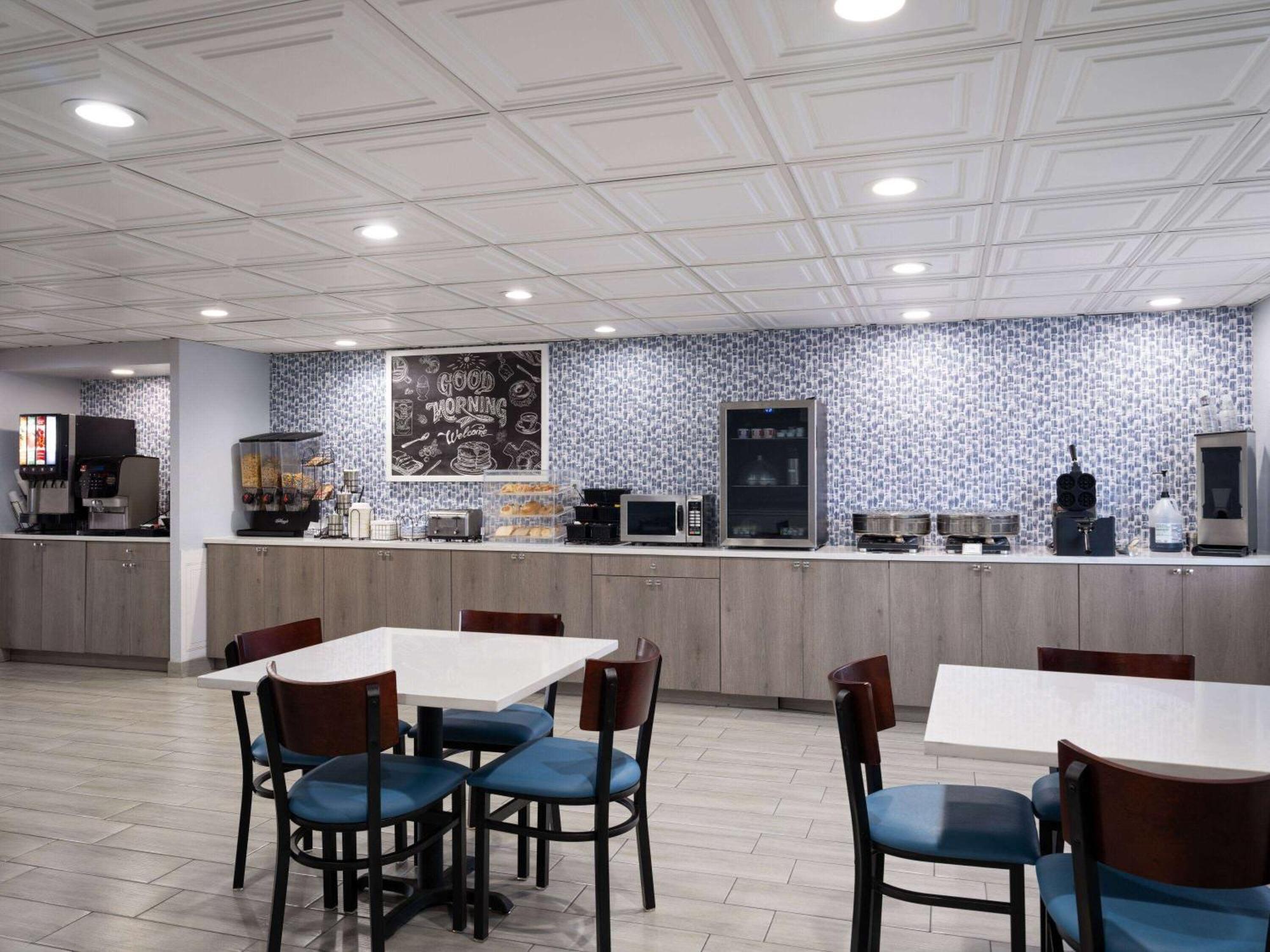 Americinn By Wyndham Woodstock Il Zewnętrze zdjęcie