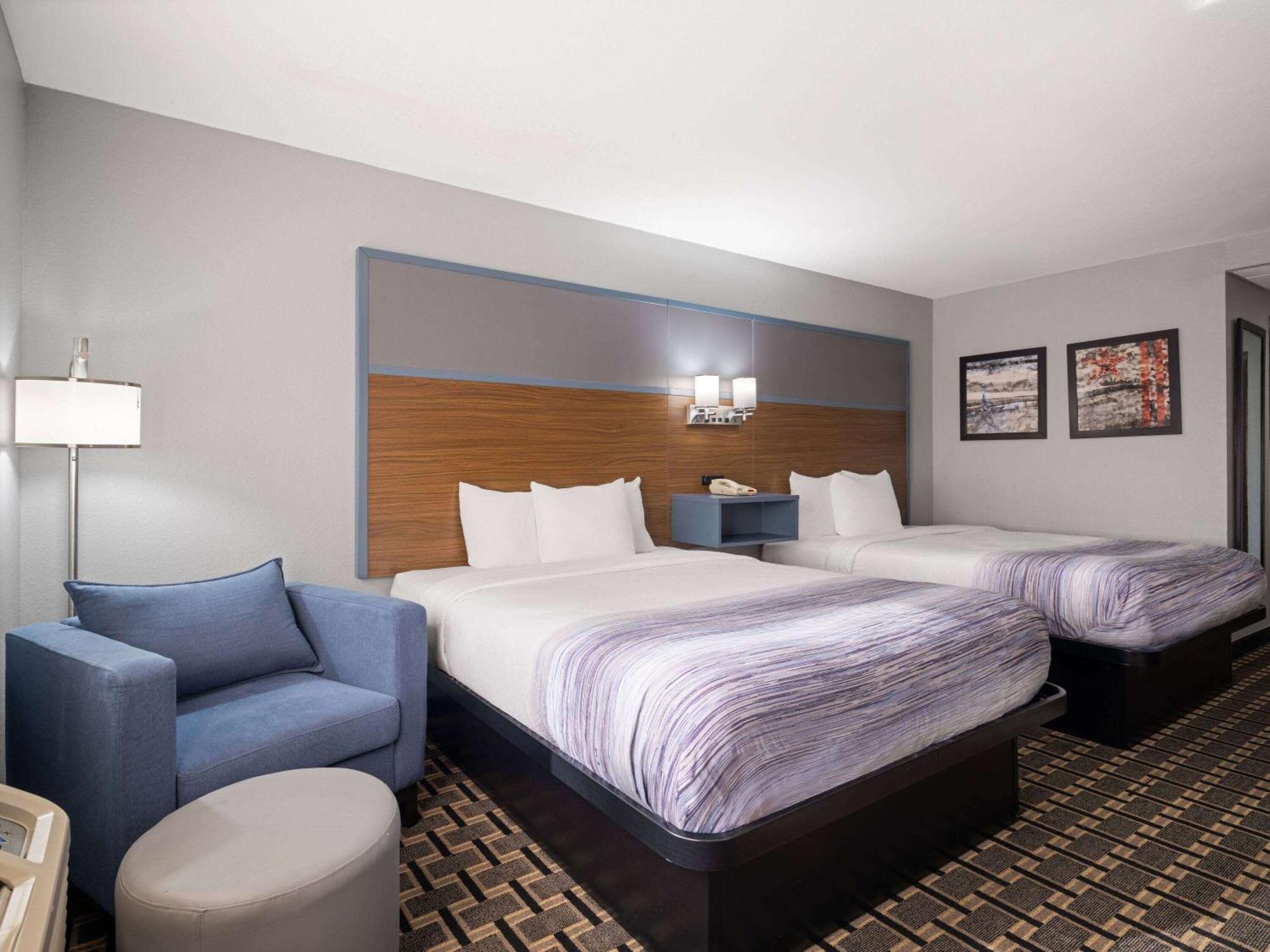 Americinn By Wyndham Woodstock Il Zewnętrze zdjęcie